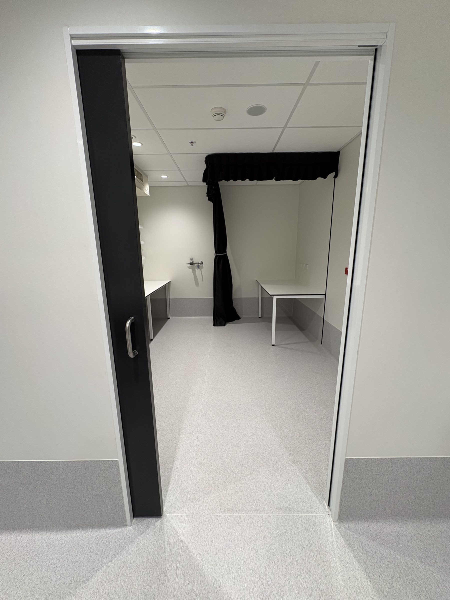 University of Queensland Zebra Fish PC2 Laboratory Fitout